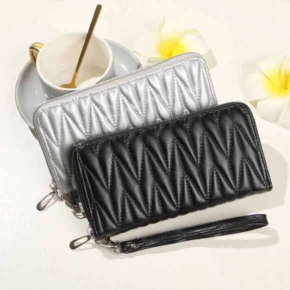 Women's RFID Wallet Vegan Leather Quilted Large Capacity Organizer - Picture 9 of 9